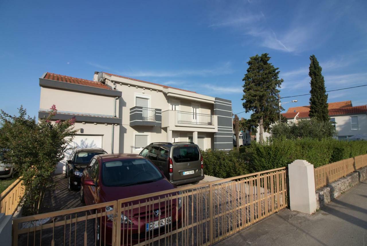 Apartments Luna 圣菲利普雅科夫 外观 照片