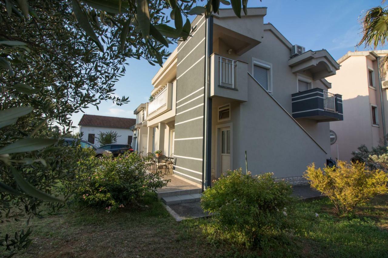 Apartments Luna 圣菲利普雅科夫 外观 照片