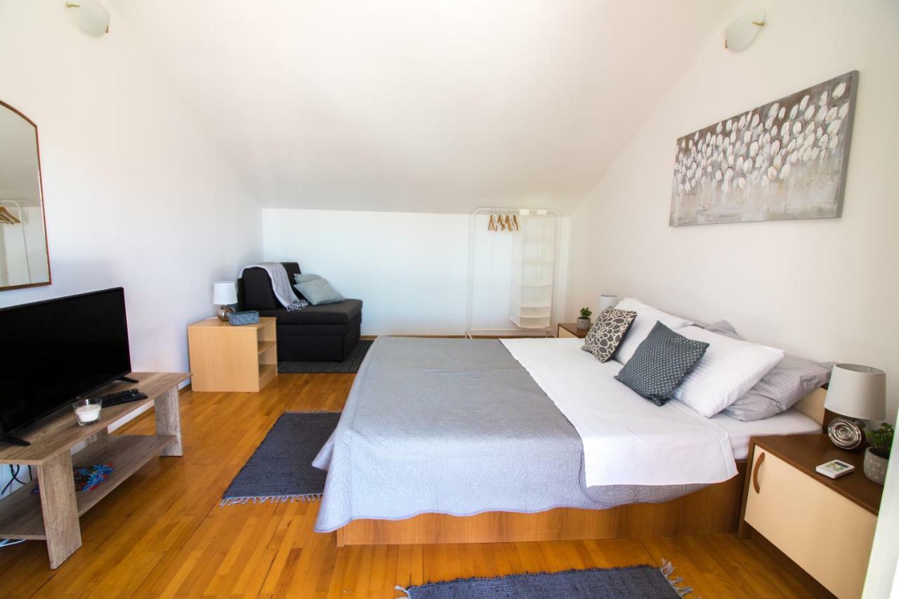 Apartments Luna 圣菲利普雅科夫 外观 照片